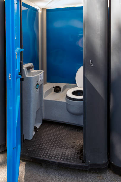 Best Portable restroom trailer rental  in Washington, WV